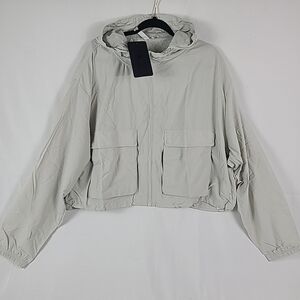NWT Fabletics Women's Ripstop Cropped Cargo Jacket Luna Grey Sz XL
